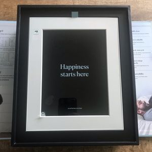 Aura Digital picture frame